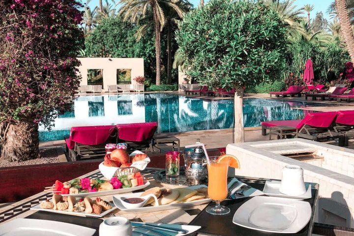 pool breakfast